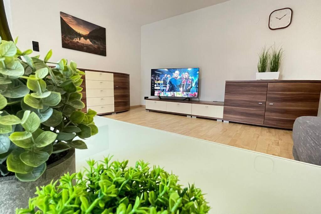 Shine Apartment Schwarzenfeld Bagian luar foto