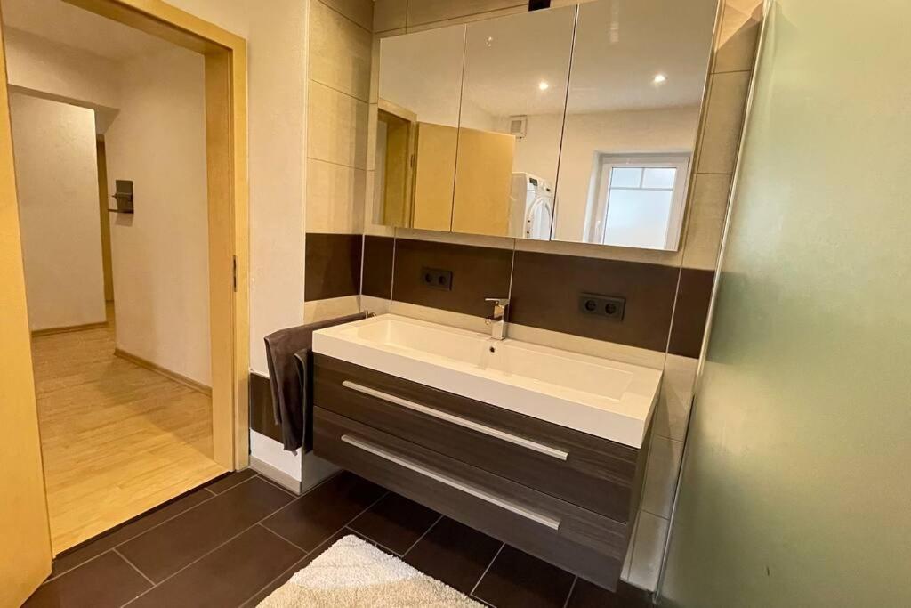 Shine Apartment Schwarzenfeld Bagian luar foto