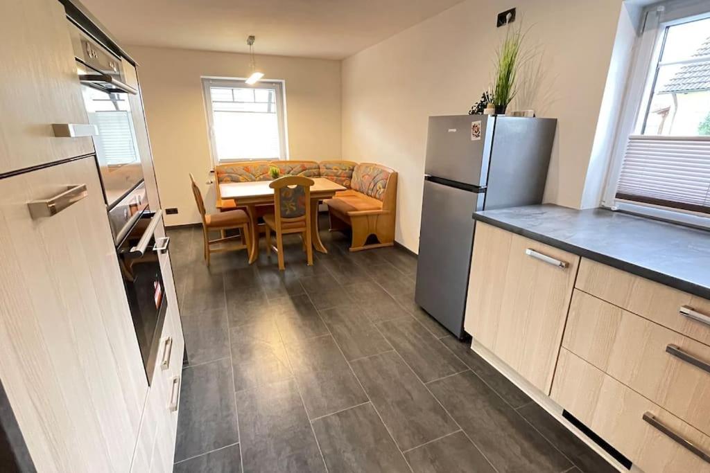 Shine Apartment Schwarzenfeld Bagian luar foto
